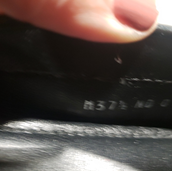 Louis Vuitton Black Womens Epi-leather drivers size 37.5 - Picture 10 of 11